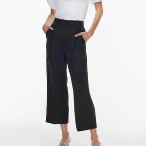 Aritzia Wilfred effortless cropped pant, size 4